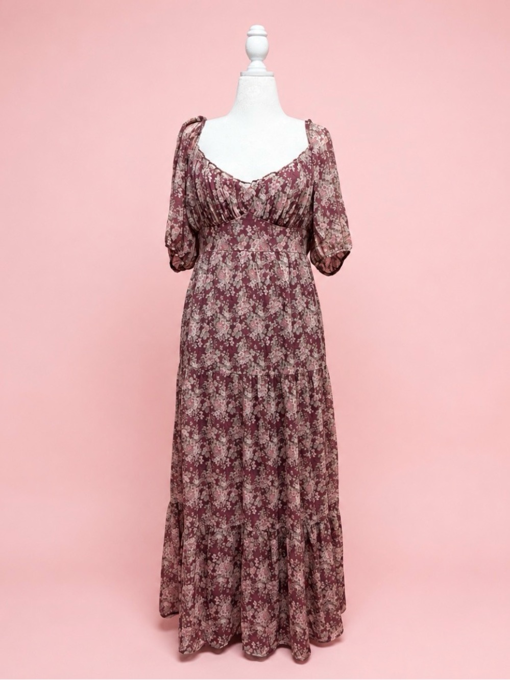 Mauve Floral Maxi Dress with Sweetheart Neckline - Picture 2 of 9
